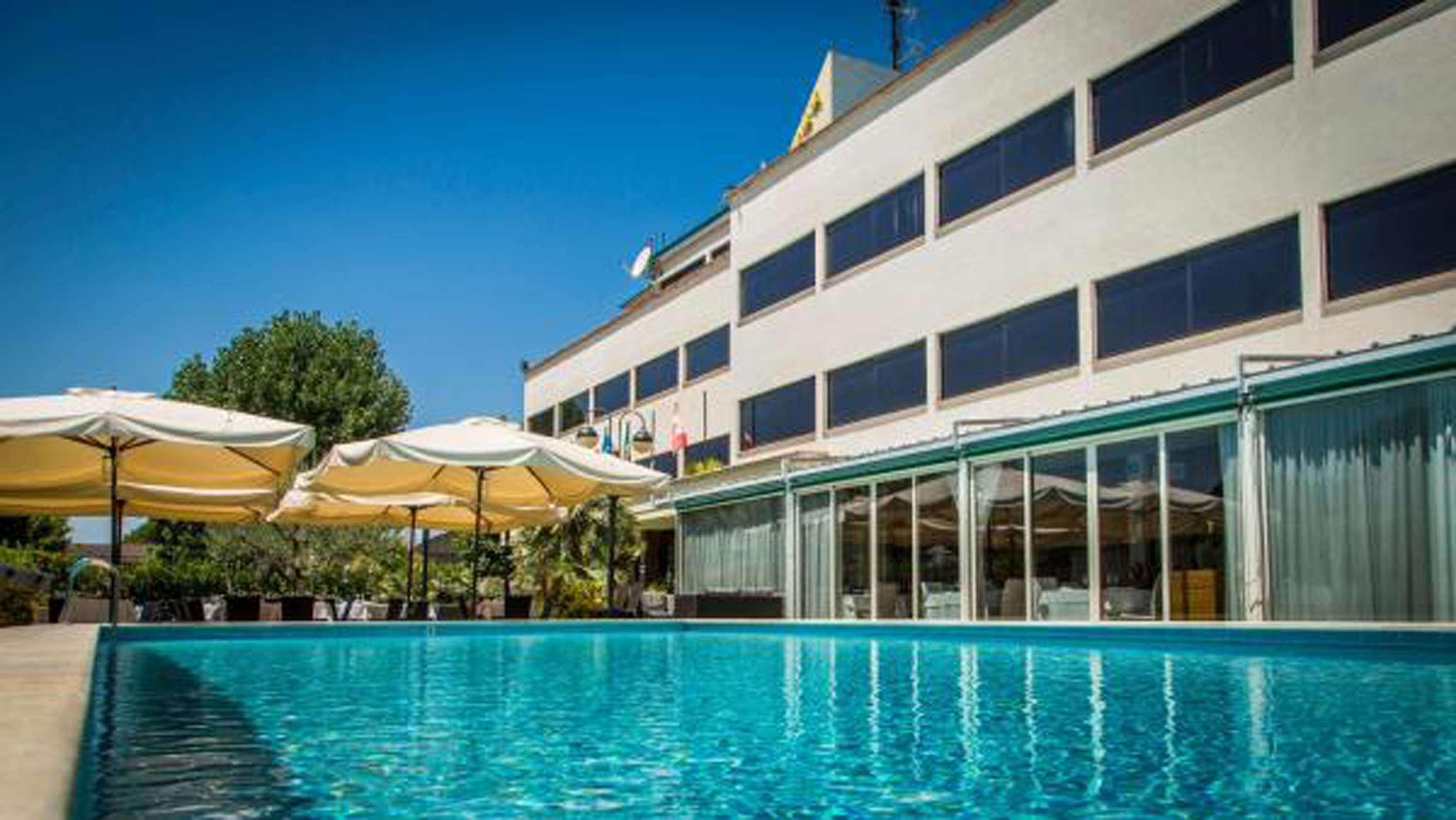 Hotel Cristallo Relais, Sure Hotel Collection By Best Western Tivoli Kültér fotó